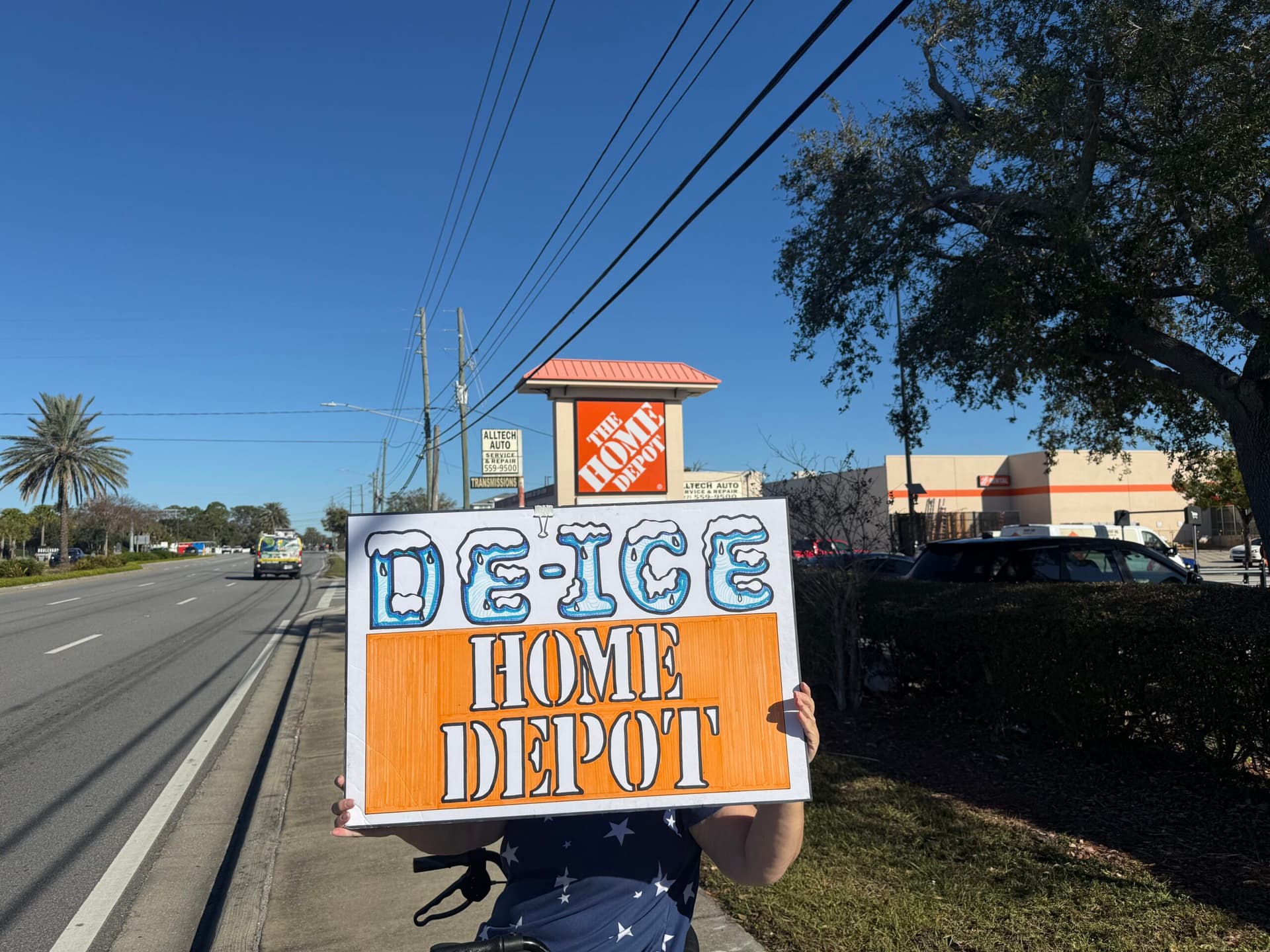 Activists Protest at Largo Home Depot, Call Company to Oppose ICE Activity