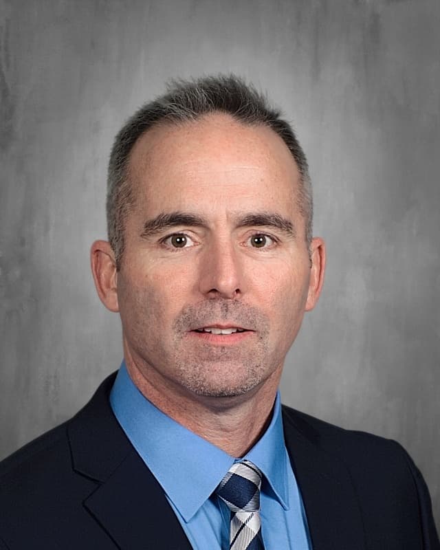 Jacksonville School District Names Assistant, Plans Smooth Superintendent Transition