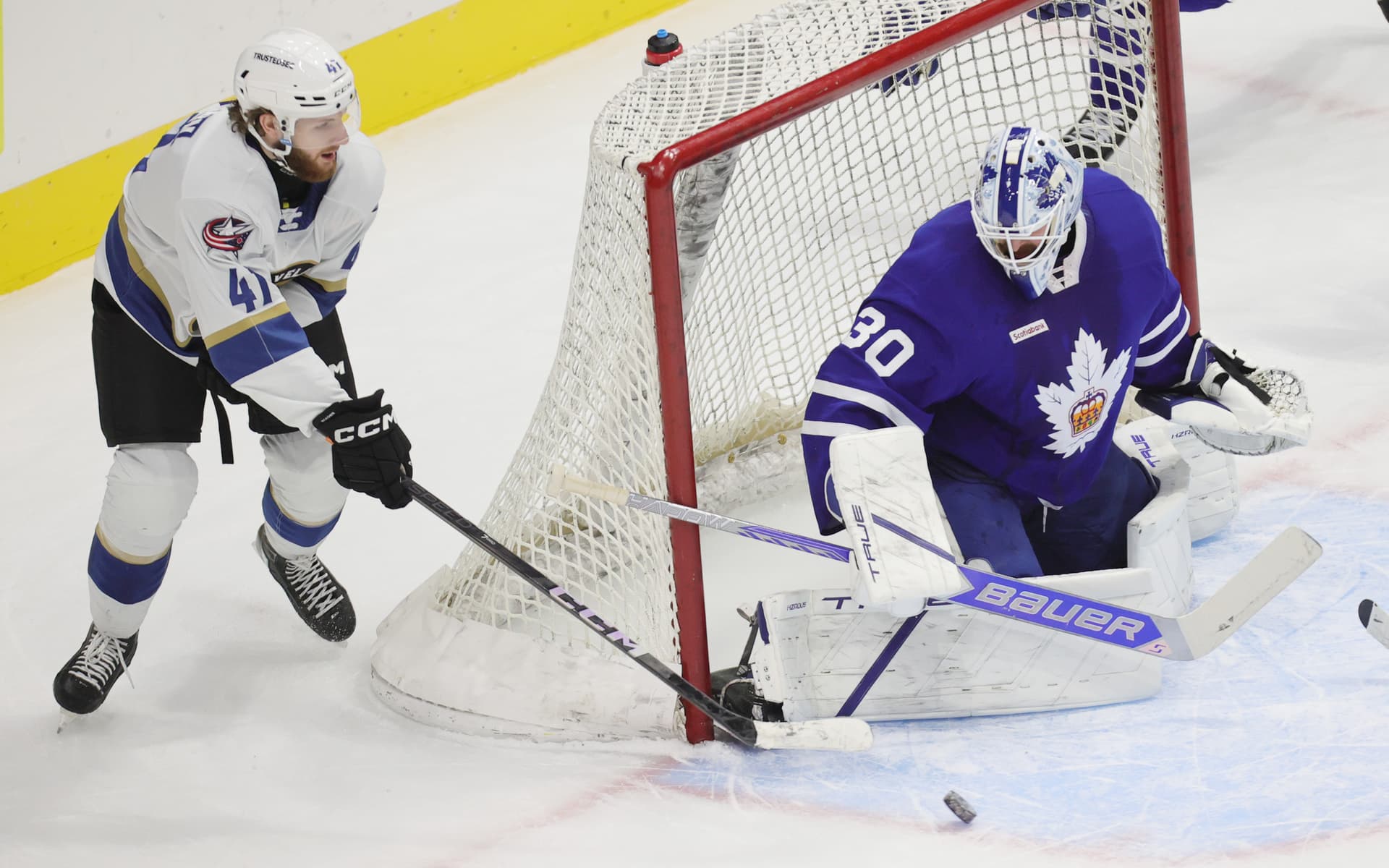 Bo Groulx scores shorthanded, Marlies fall 3-1 to even series