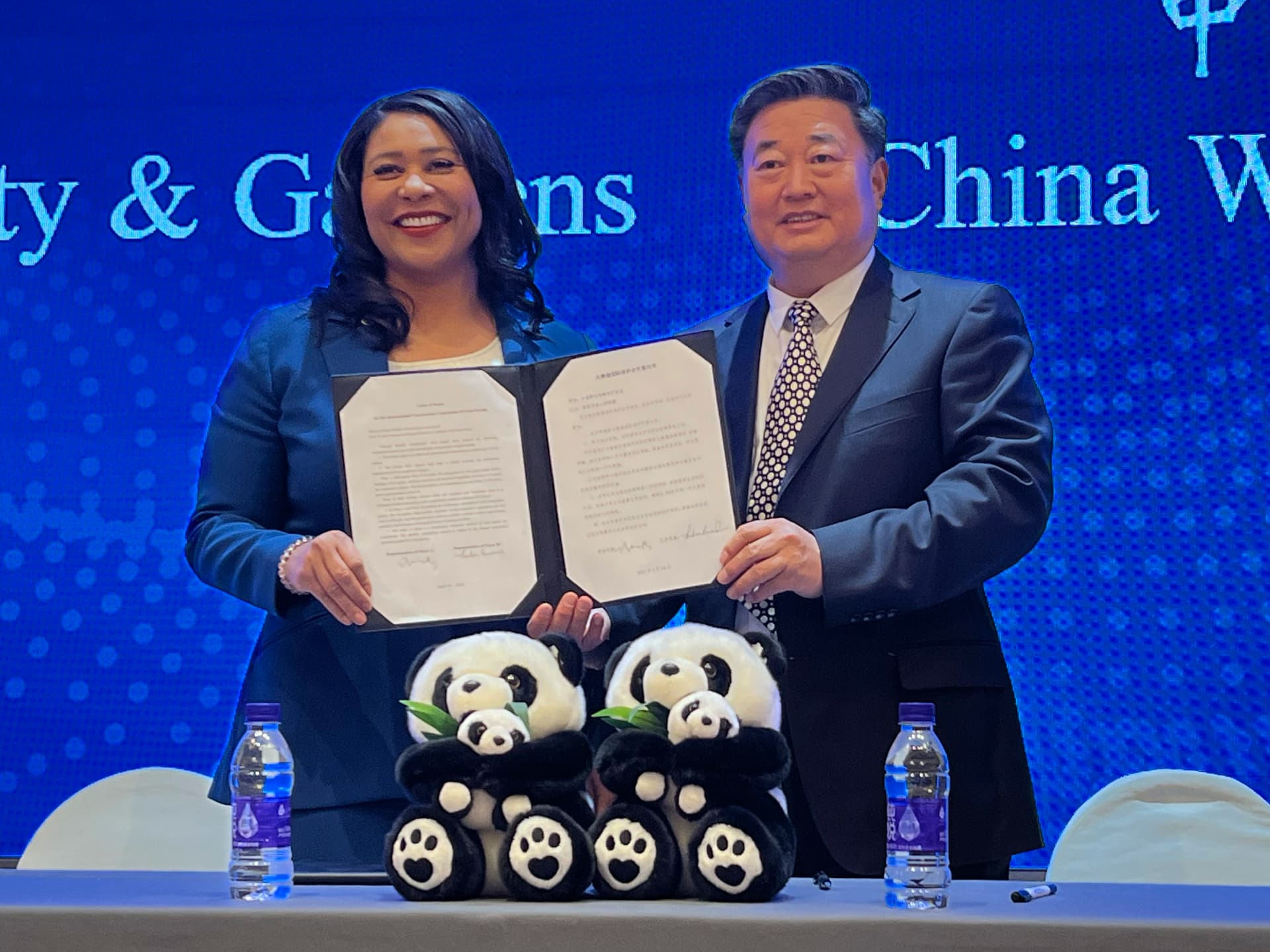 China consul in San Francisco links AI ties, pandas and diplomacy