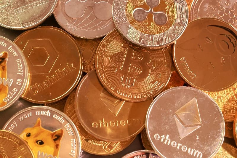 Trump administration weighs SEC exemption for tokenized stocks on crypto platforms