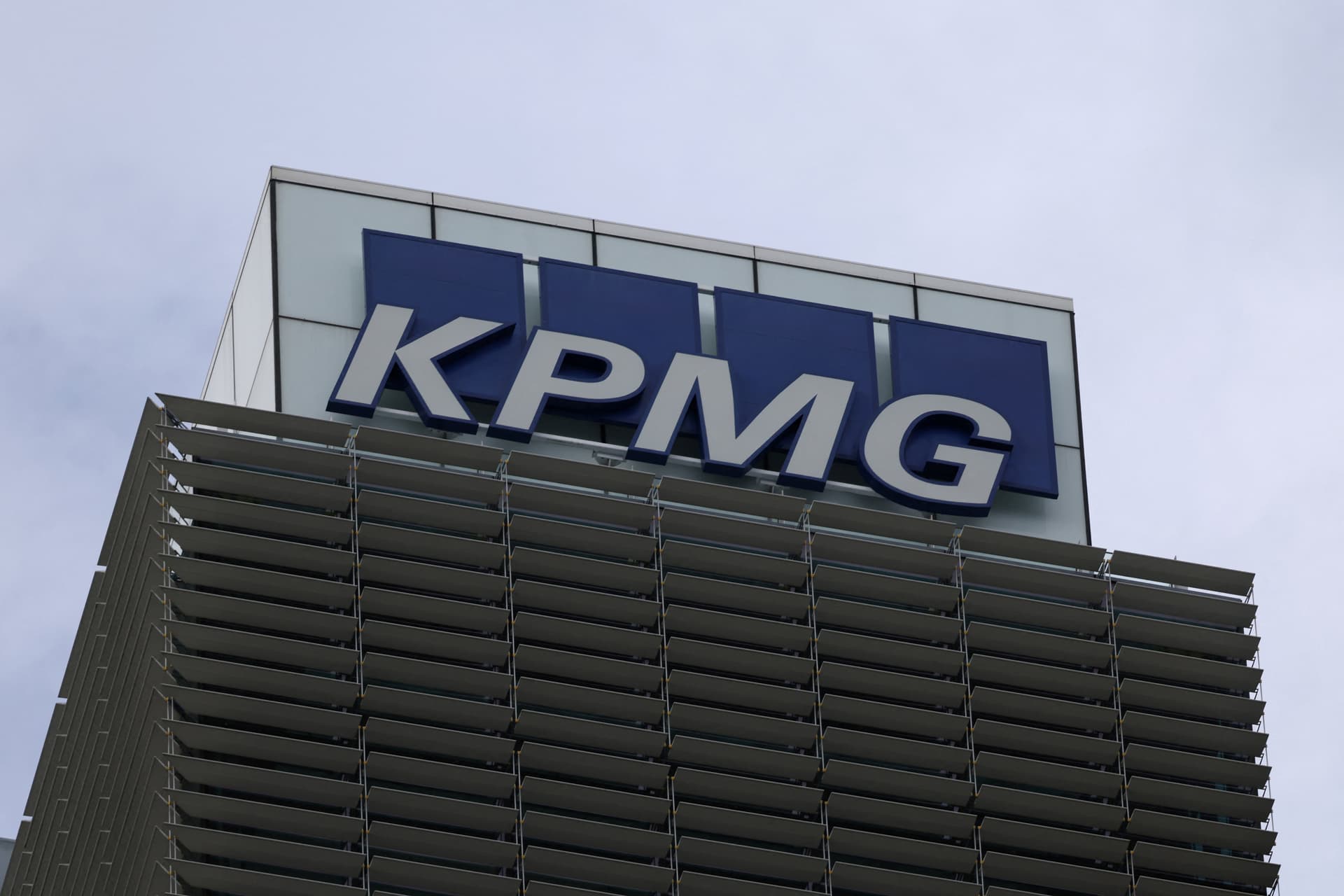 KPMG Australia weighs hundreds of job cuts after audit leak scandal