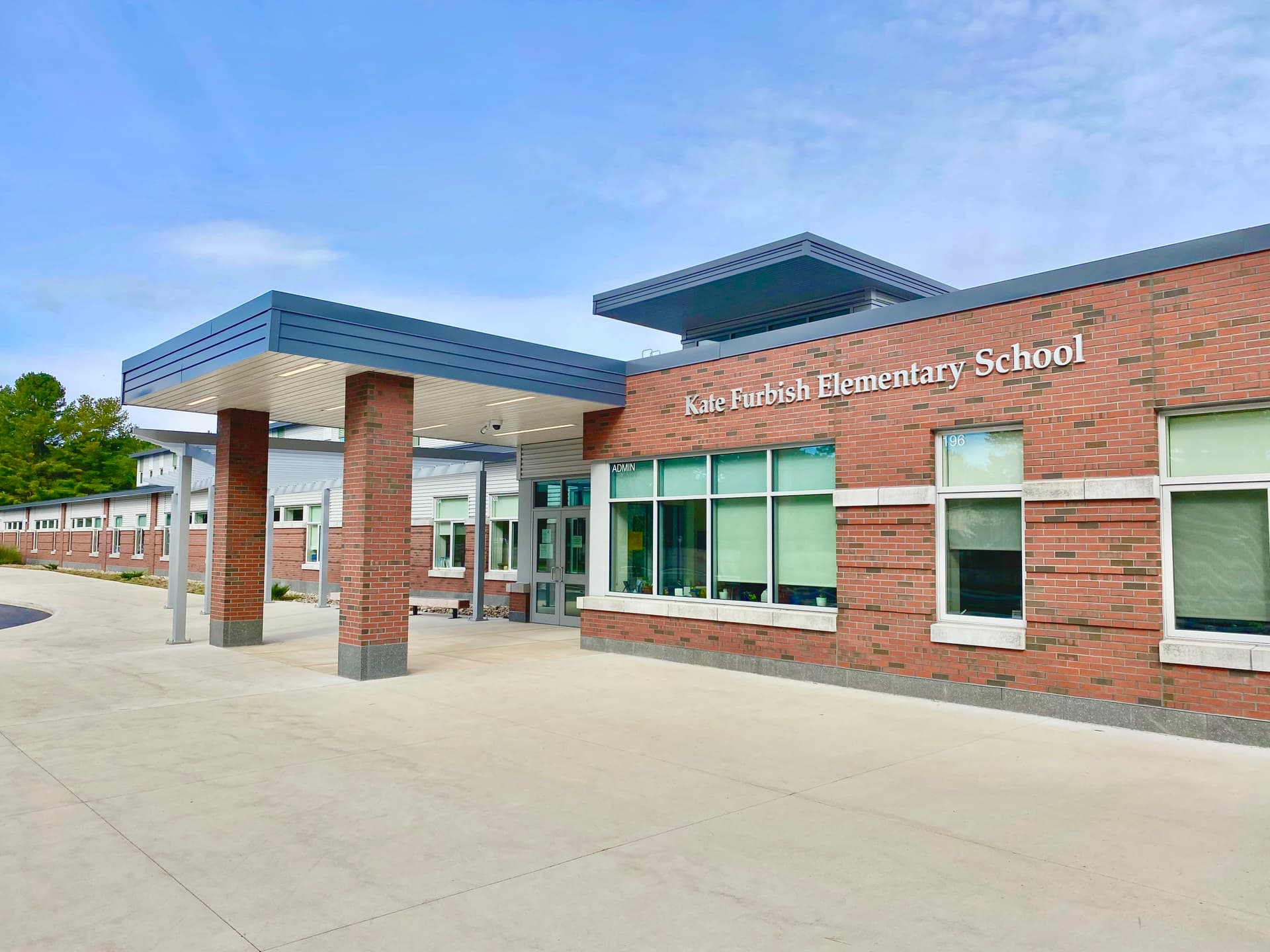 Brunswick Bans Weekday Parking on Jordan Avenue Near School