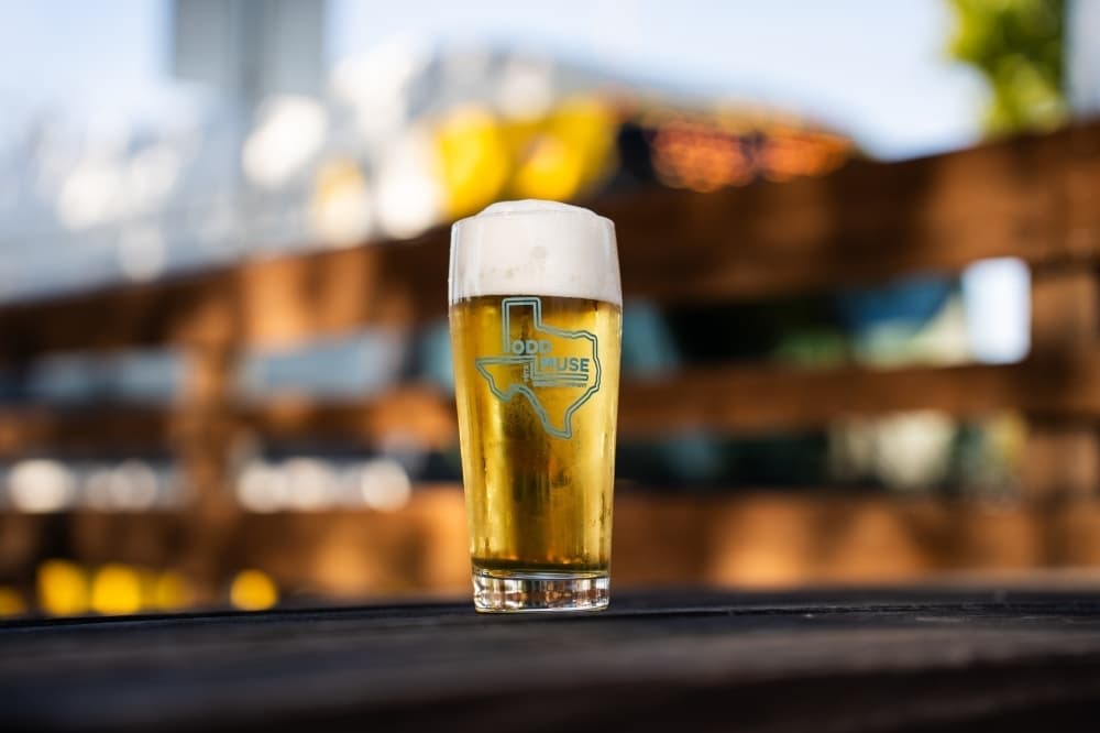 Odd Muse opens Plano taproom, pairs 23 taps with pub fare