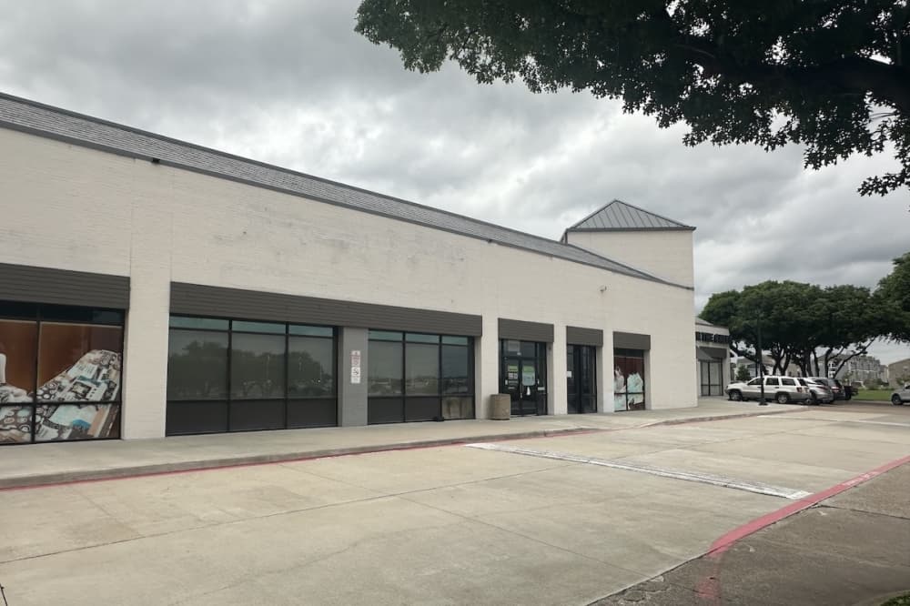 Big Air Trampoline Park set to open in former Plano Joann store