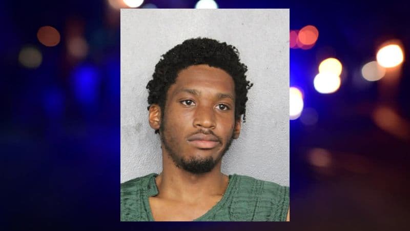 Coral Springs man arrested after foot chase reaches high school grounds