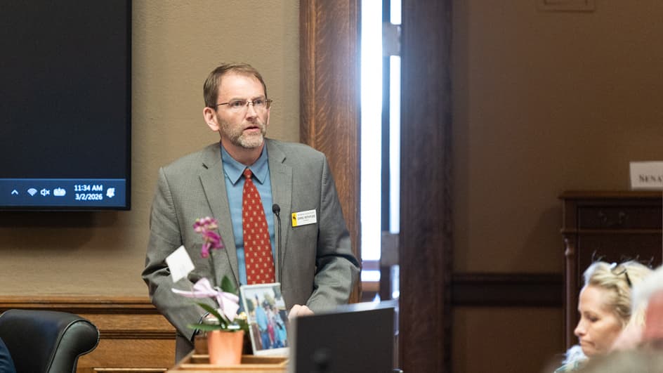 Wyoming Legislature sends $3.9B K–12 funding plan to governor, court-ready