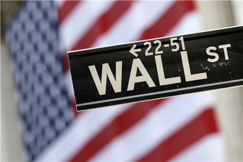 Wall Street cuts 10,600 jobs as Goldman Sachs hires