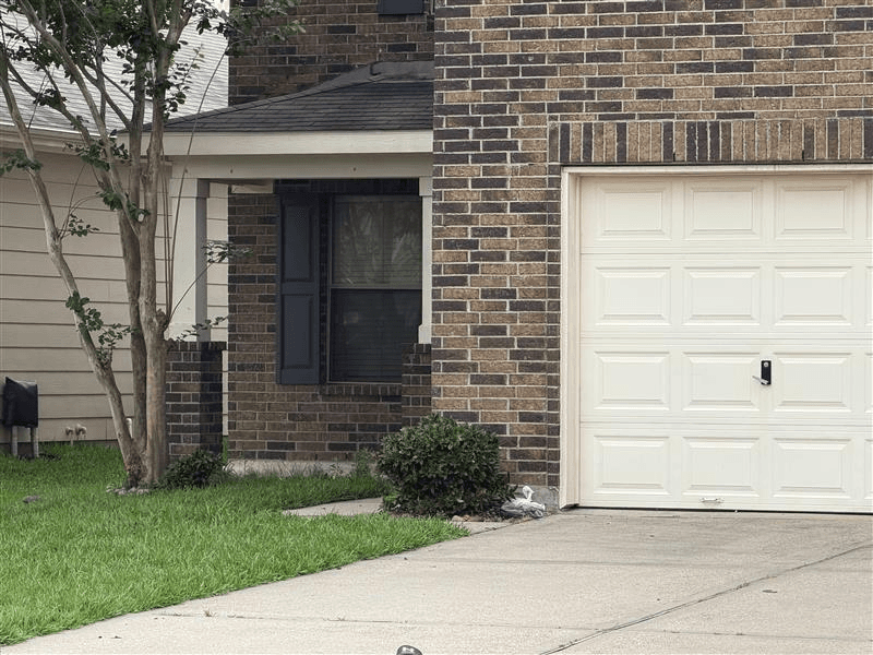 Estranged husband dies after fight at Katy-area home, deputies say