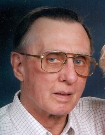 Milton Veteran and Manufacturing Worker Russell Guffey Dies at 85