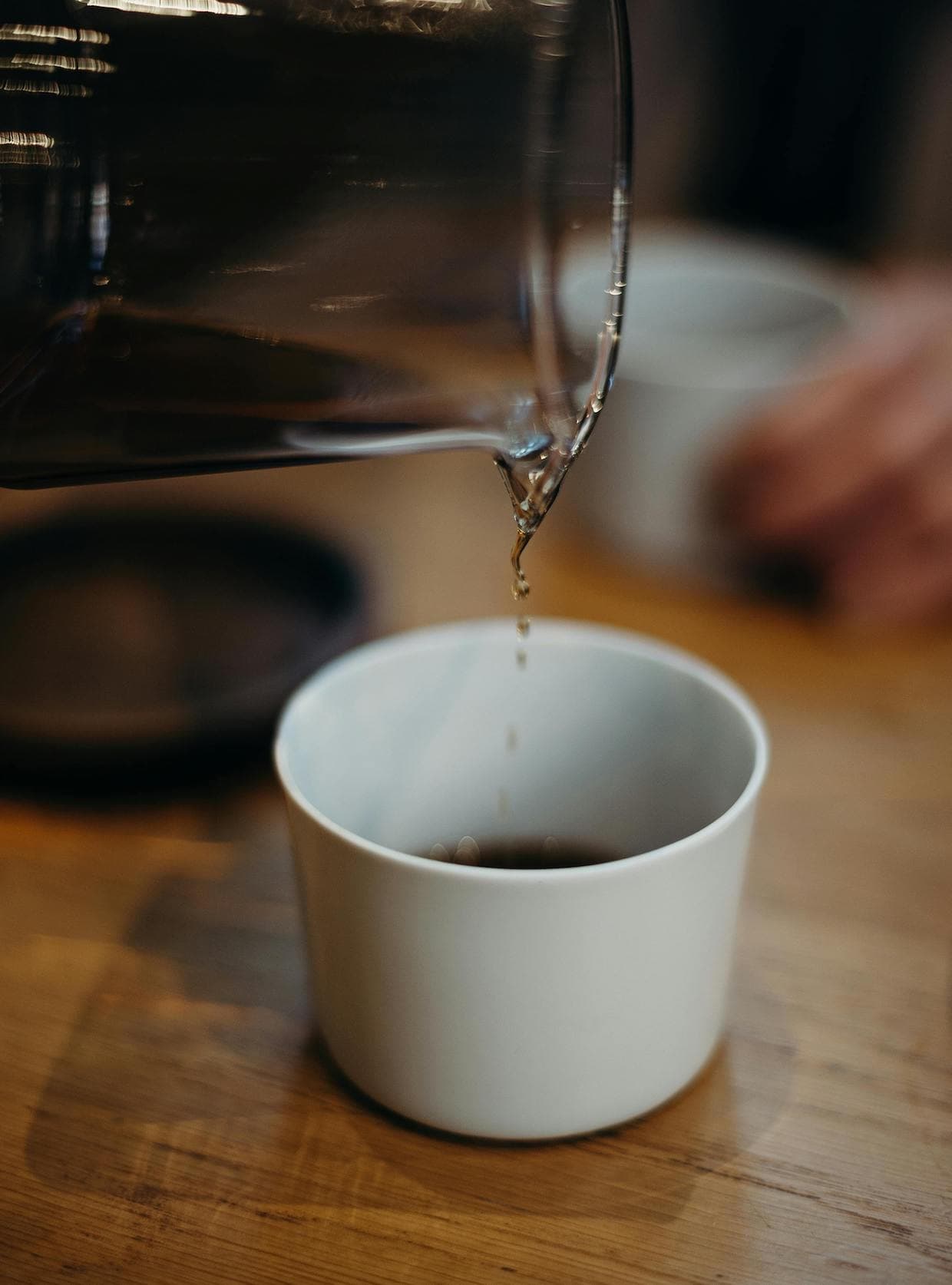 Moderate Coffee and Tea Intake Linked to Lower Lung Cancer Risk, Study Finds