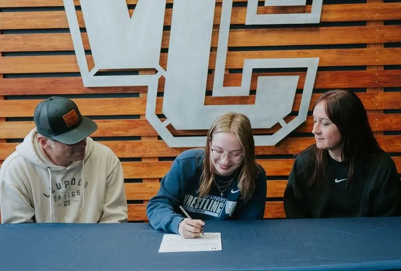 Valley City wrestling standout Deegan Kirschenmann signs with Jamestown