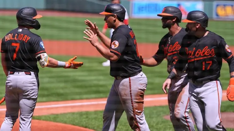 Orioles jump on Red Sox early, win 8-2 at Fenway Park