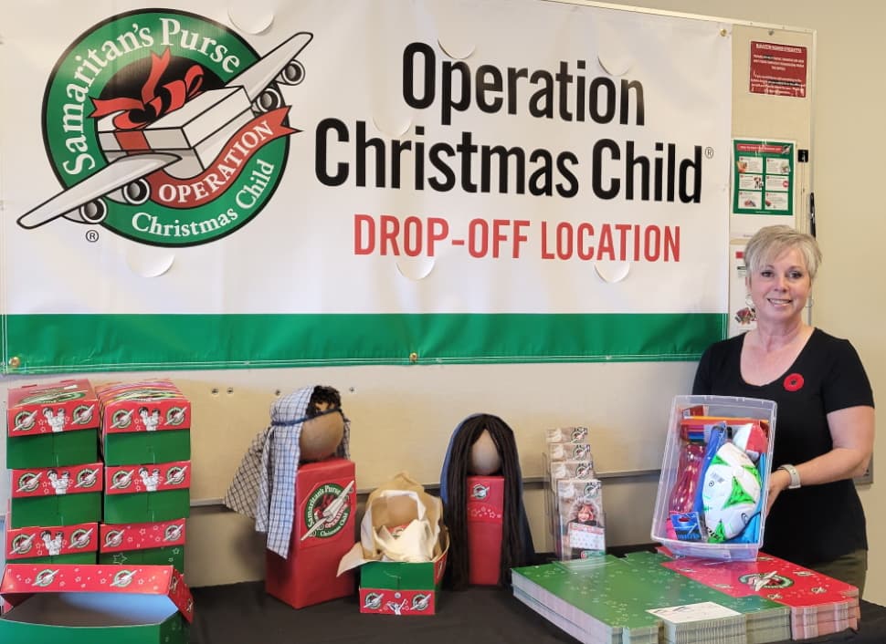 Jamestown Hosts Local Drop-Off for National Shoebox Collection Week
