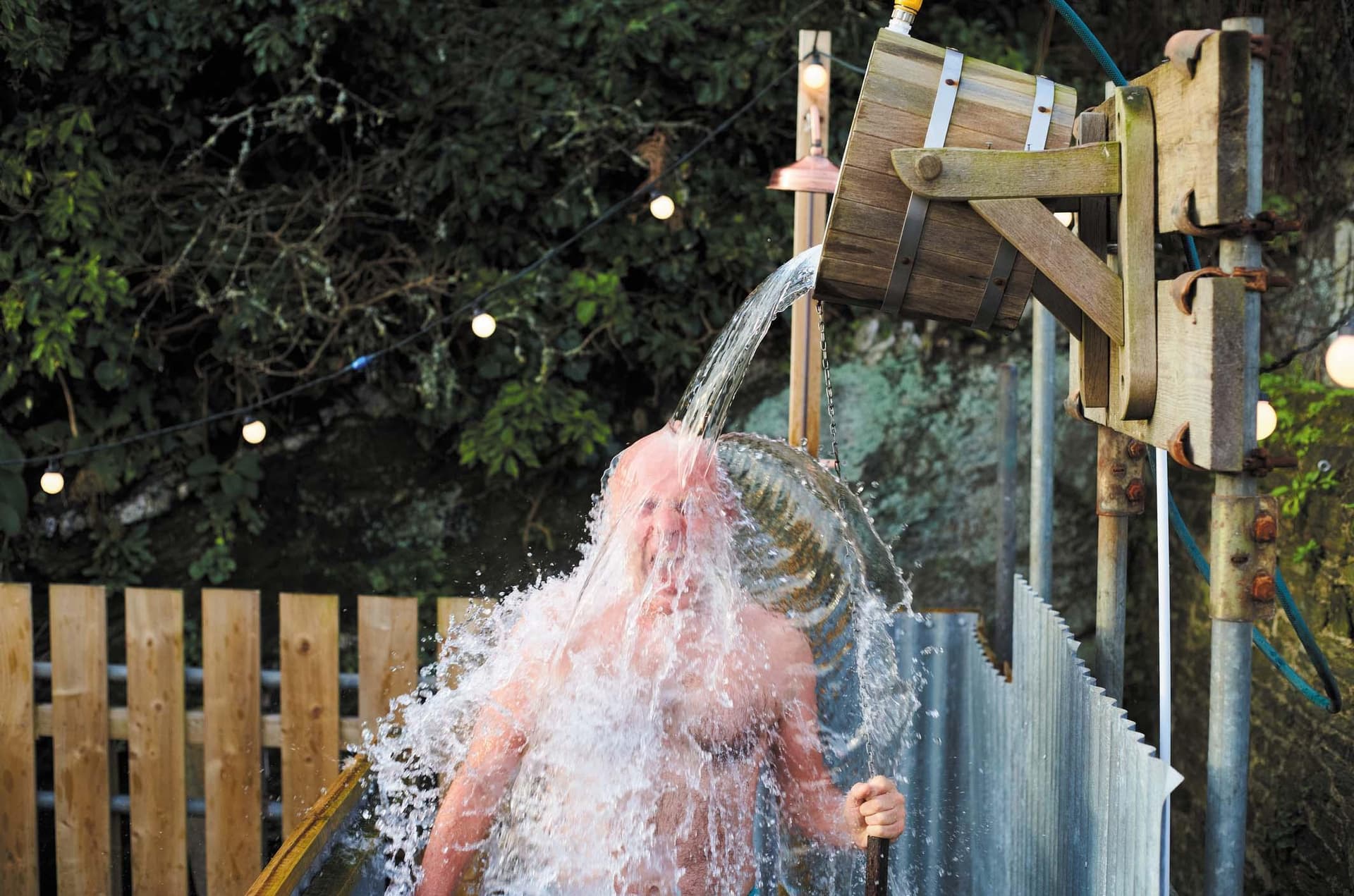 Clinician review clarifies ice bath benefits, risks for communities