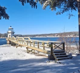 Doubling Point Light highlights the Kennebec River’s maritime history