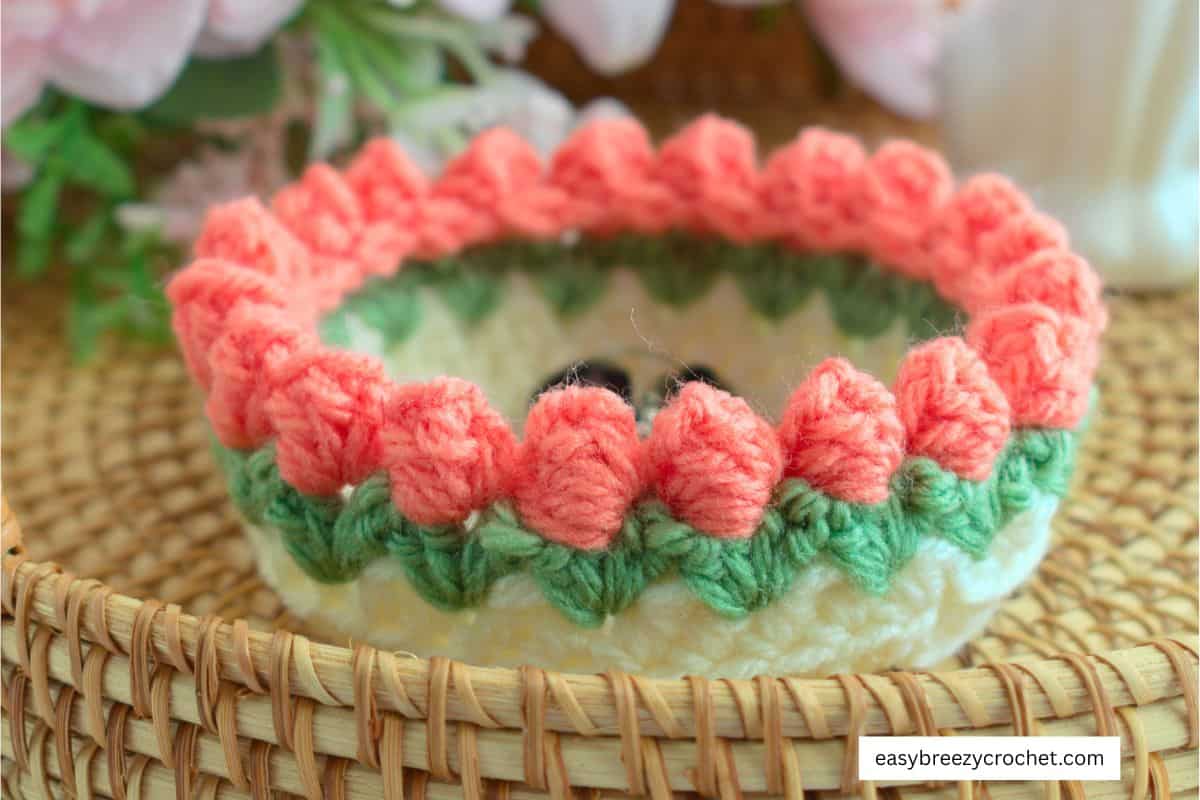 Quick Tulip Crochet Trinket Dish Adds Spring Storage Charm