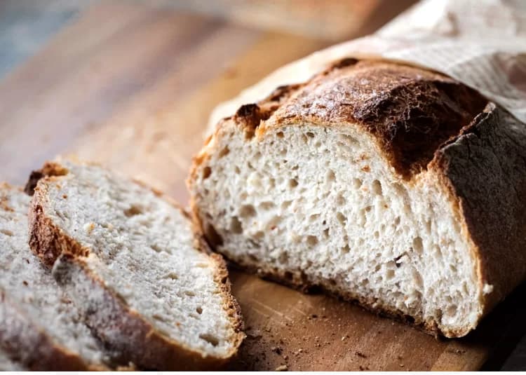 Scientists revive Ötzi’s ancient yeast to bake sourdough bread