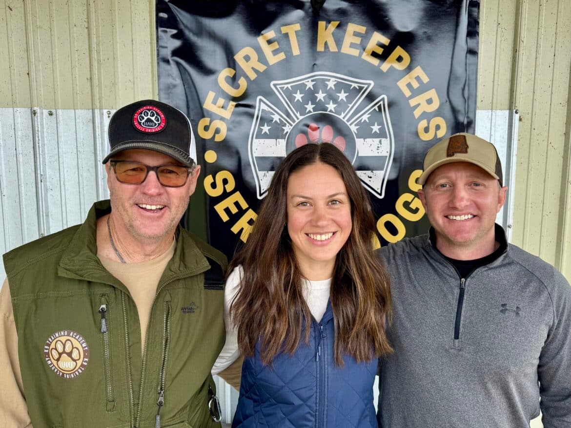 Autauga County Firefighters Association Donates $1,000 to Secret Keepers Service Dogs