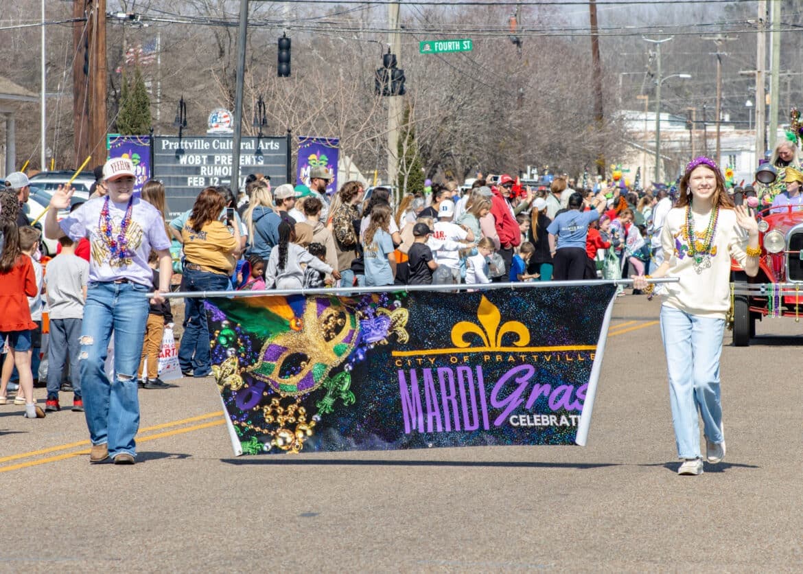 Prattville Mardi Gras Parade Returns on Valentine’s Day with Family-Friendly Crowds
