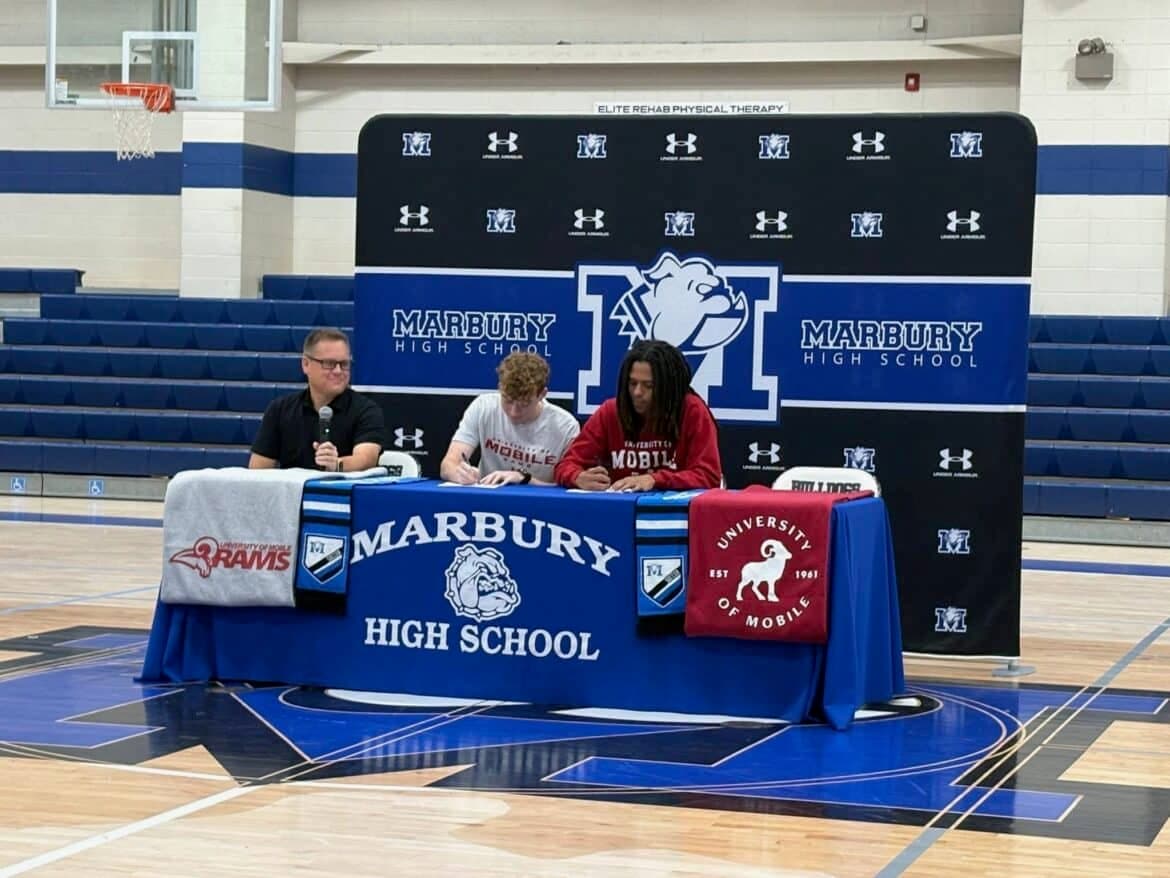 Marbury soccer standouts Alex Brown, Franklin Damron sign with Mobile