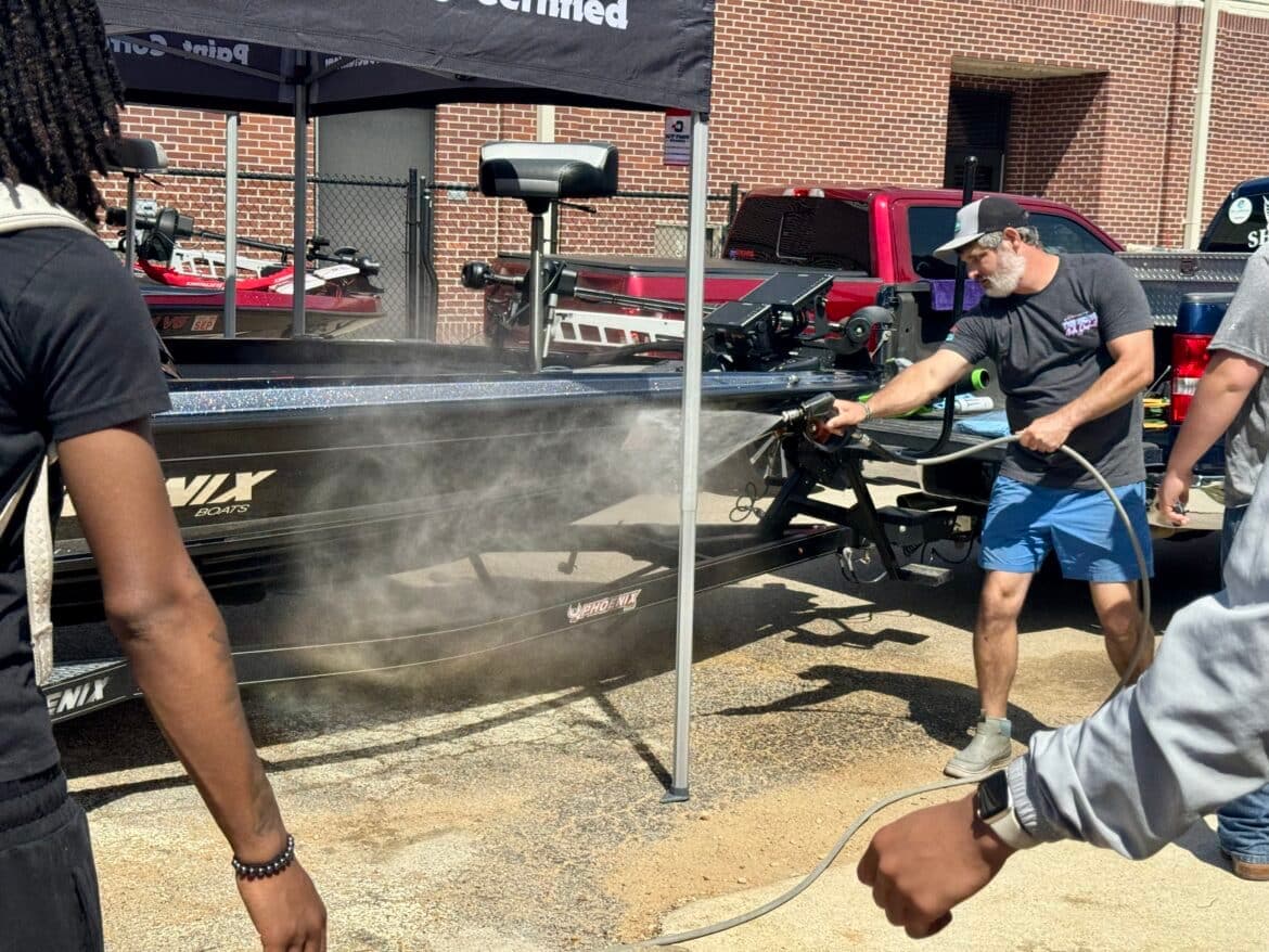 Stanhope Elmore students get hands-on entrepreneurship lesson from The Worx Auto Detail