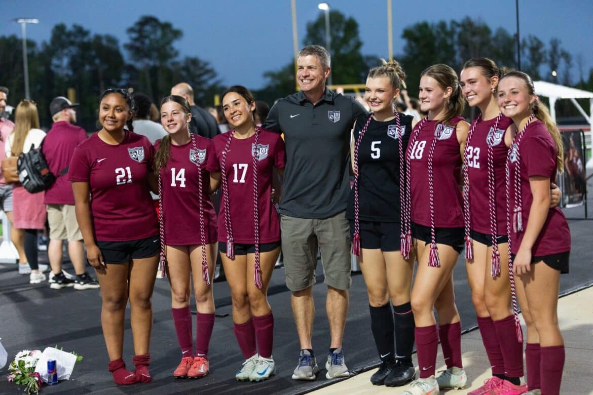 Stanhope Elmore girls soccer seniors earn scholarships, awards after playoff match