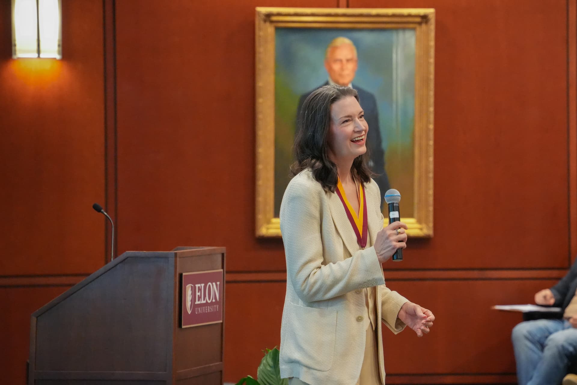 Elon honors Sleep Number CEO Linda Findley with entrepreneurial medal