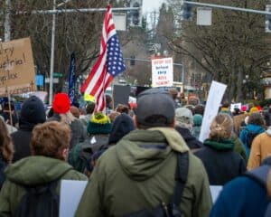 Lane County Trauma Intervention Program Marks Three Years, Seeks New Volunteers