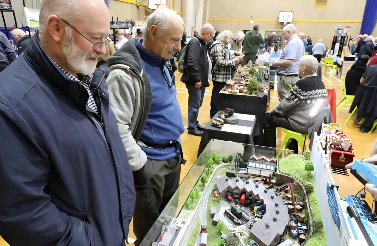 Clacton Debut Show Spotlights Creative Model Railway Layouts