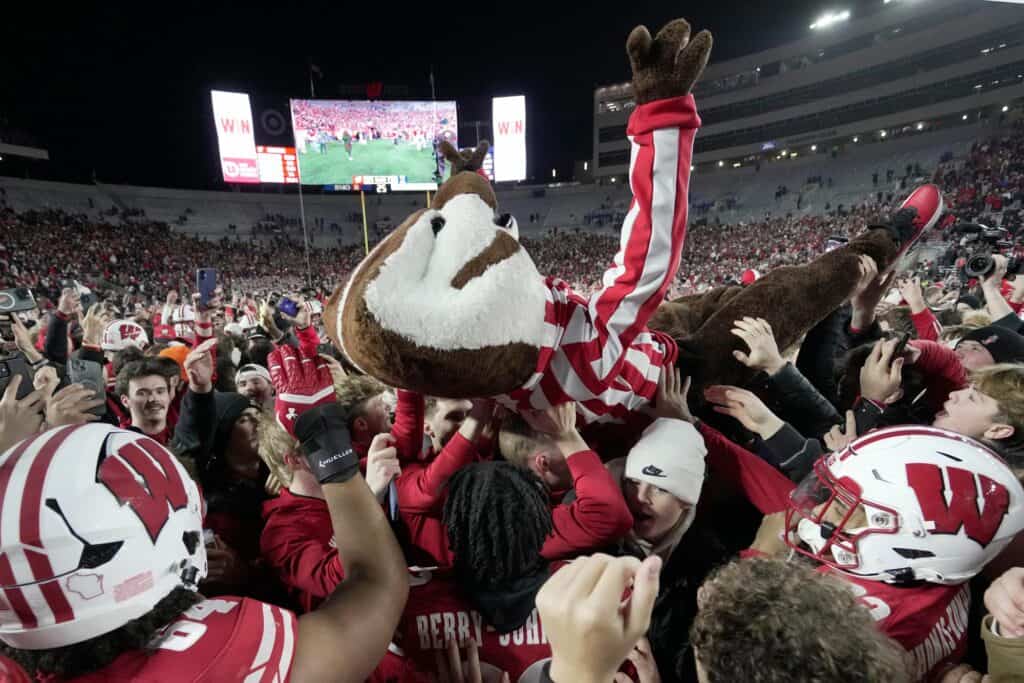 Wisconsin adds Northern Iowa to 2030 football schedule