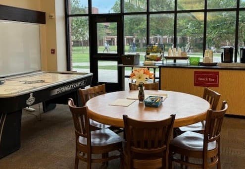 College food pantries lead food access innovation with digital convenience