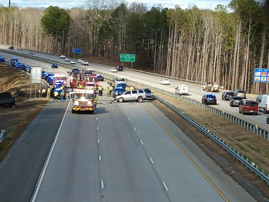 Ga. 400 Southbound Reopened After Multi-Vehicle Crash Tied to FCSO Pursuit