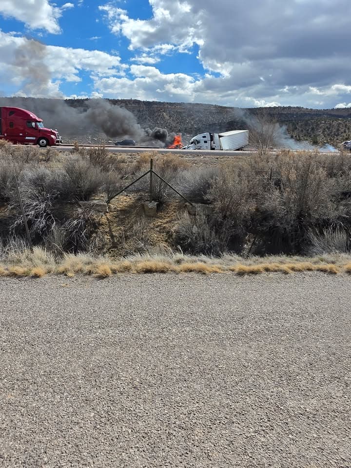 Fatal Chain-Reaction Crash on I-40 Near Gallup Kills One, Injures Others