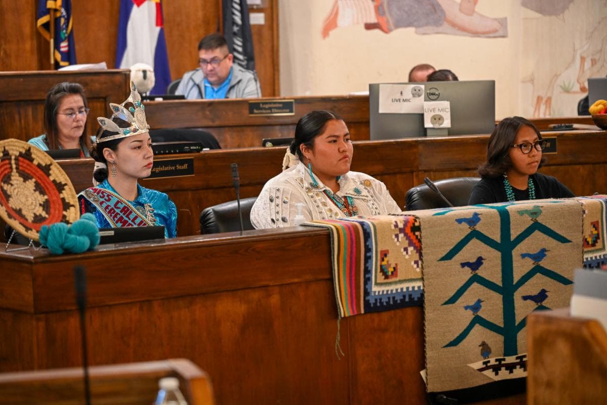 Navajo Nation youth council makes historic first report to delegates