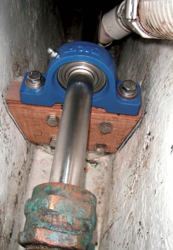 Long prop shaft vibration traced to missing support bearing