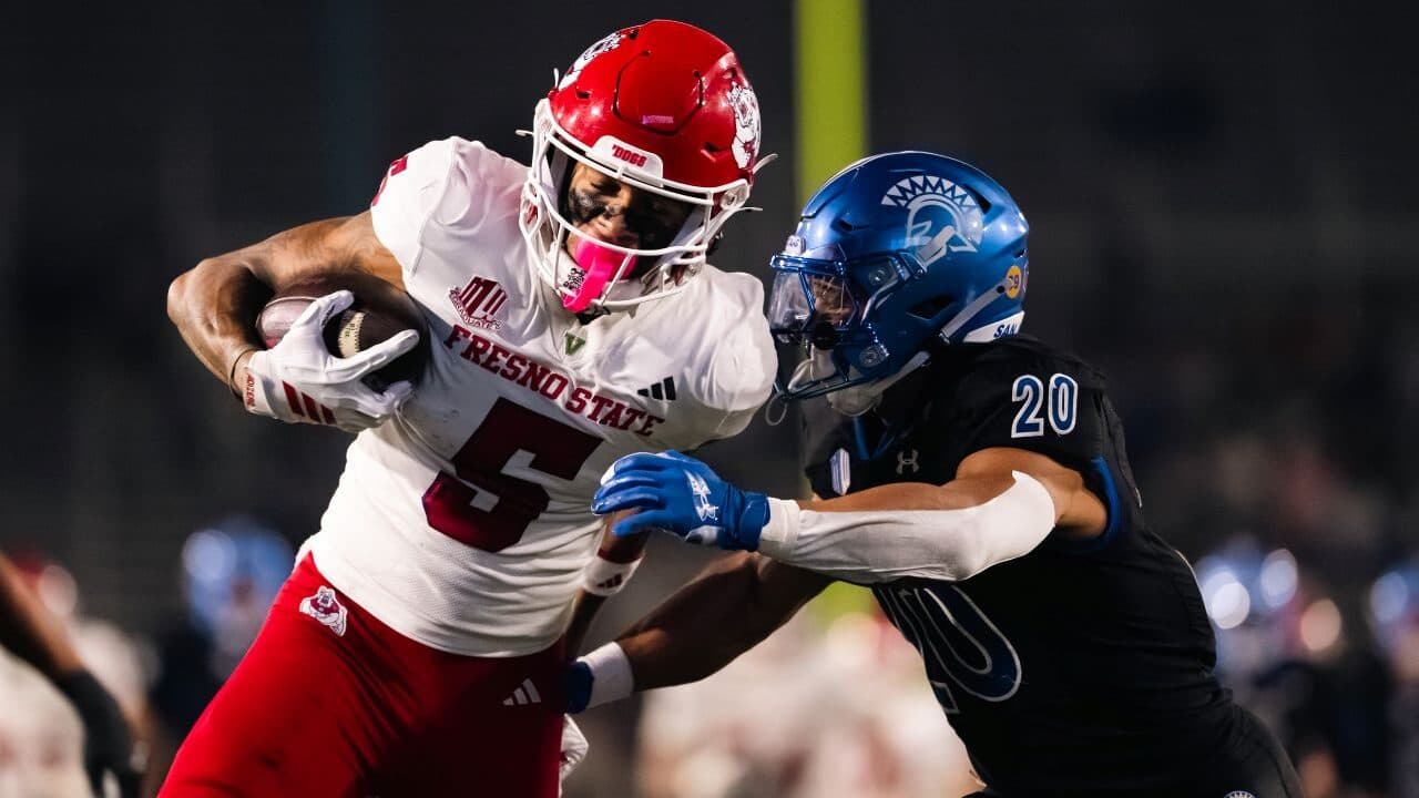 Fresno State Clinches Bowl Eligibility, 41 to 14 Win Secures Valley Trophy
