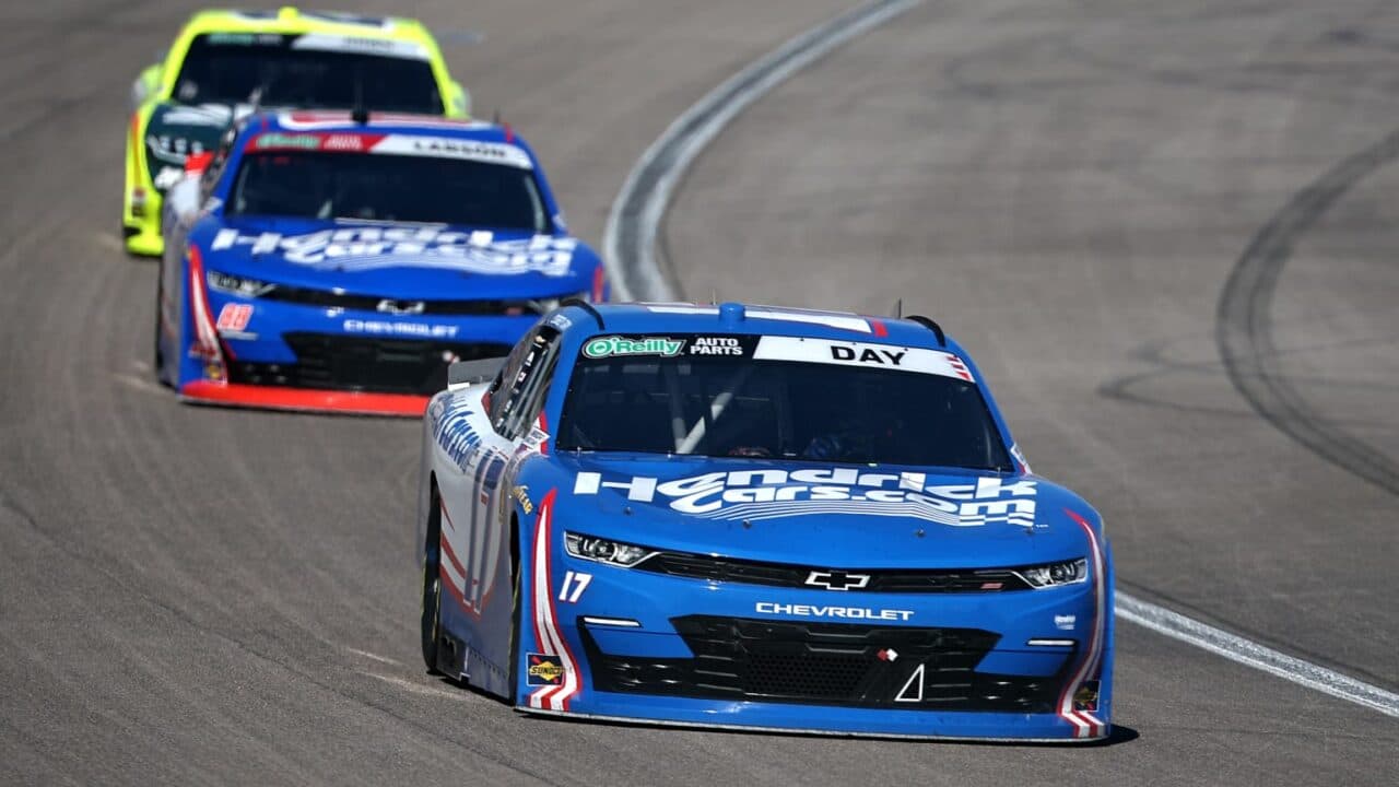 Clovis Racing Phenom Corey Day Wins in Las Vegas, Duels Kyle Larson
