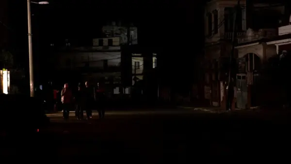 Havana residents bang pots in protest as blackouts deepen near party headquarters
