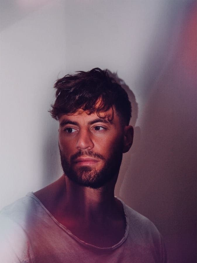 MinimalMass.net highlights Paulo Kestrel’s two-track Without a Woman on KOLE Records