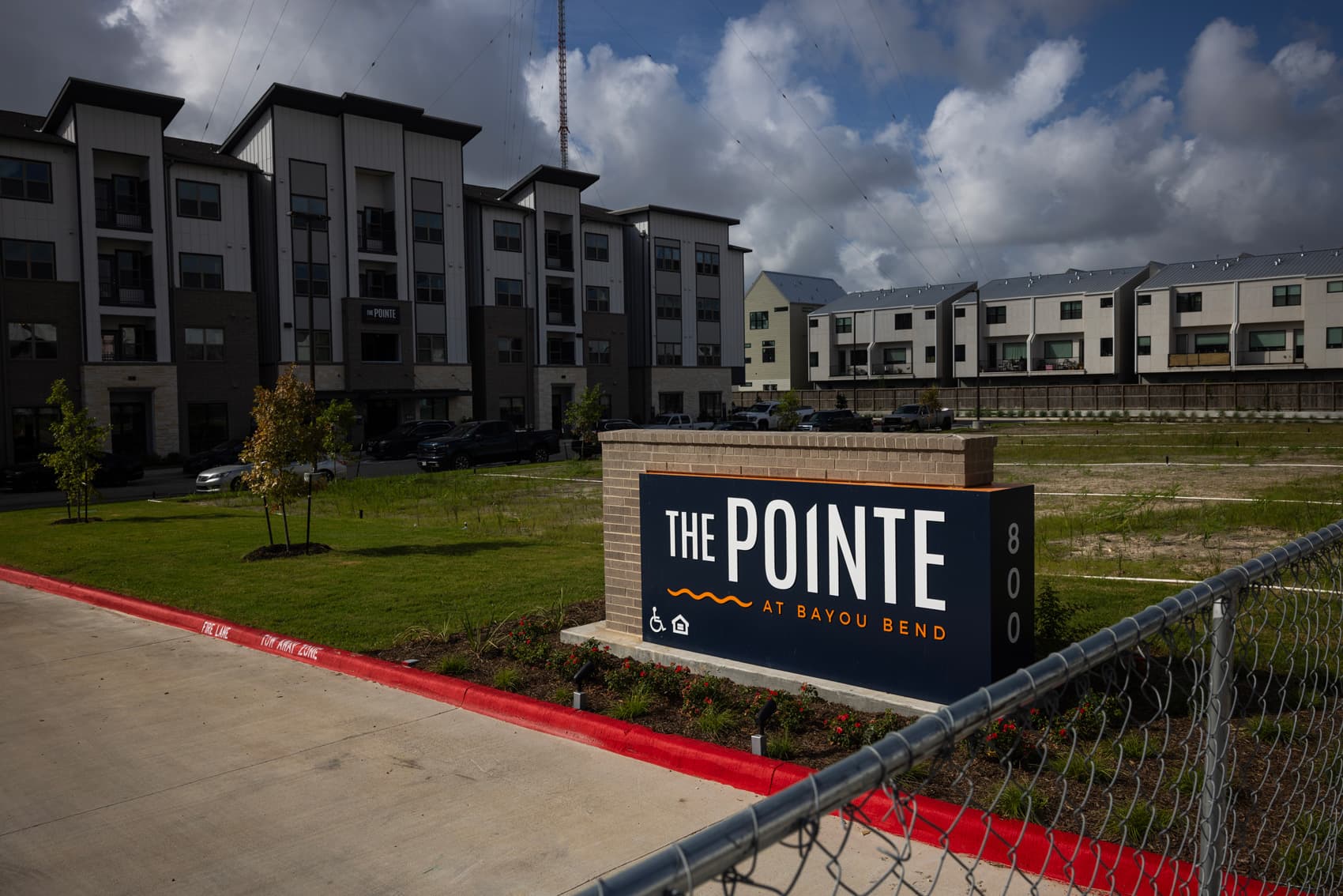 Pointe at Bayou Bend opens leasing after 18‑month contamination pause