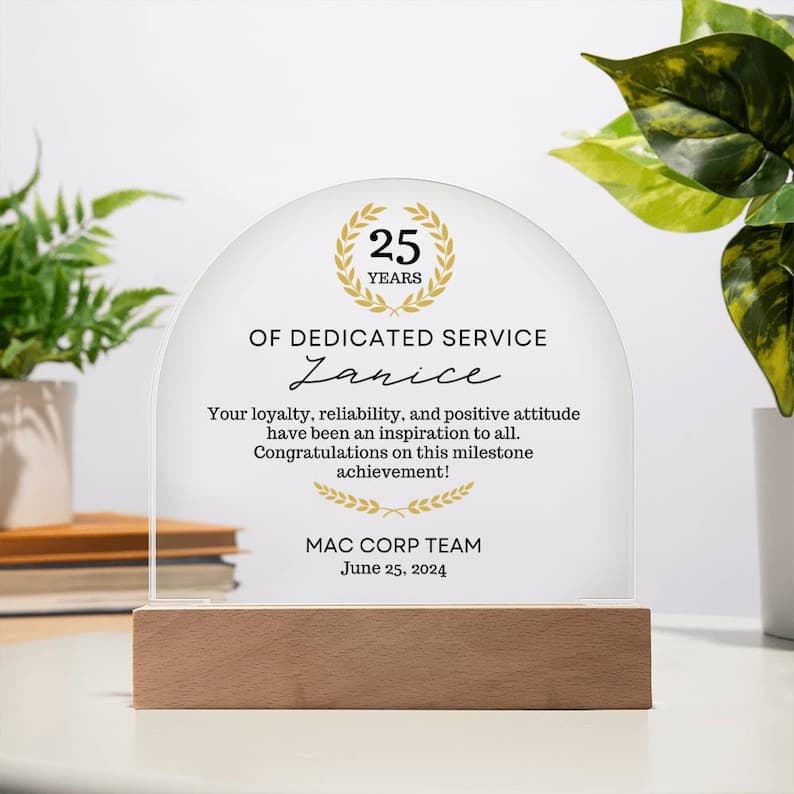 Commemorative Awards and Luxury Keepsakes for 25-Year Work Anniversaries