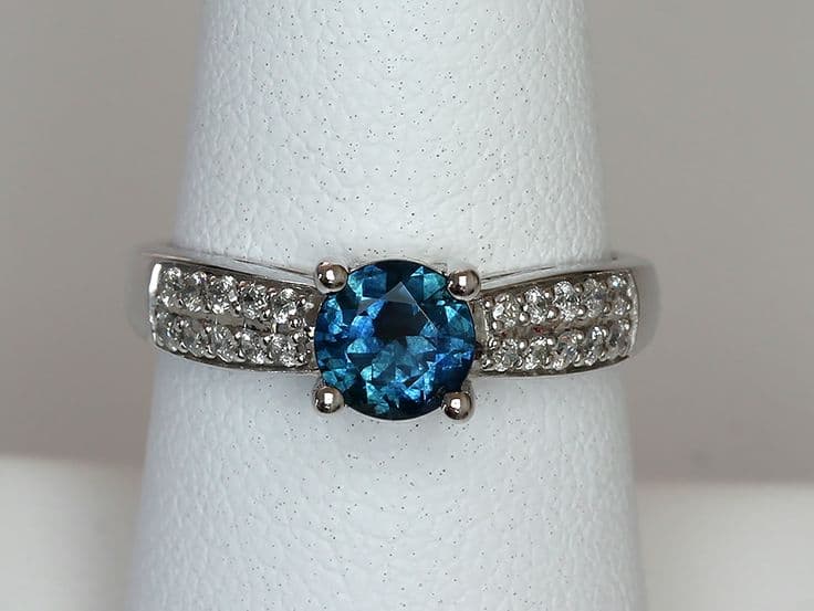 Blue Nile marks America250 with Montana sapphire jewelry collection