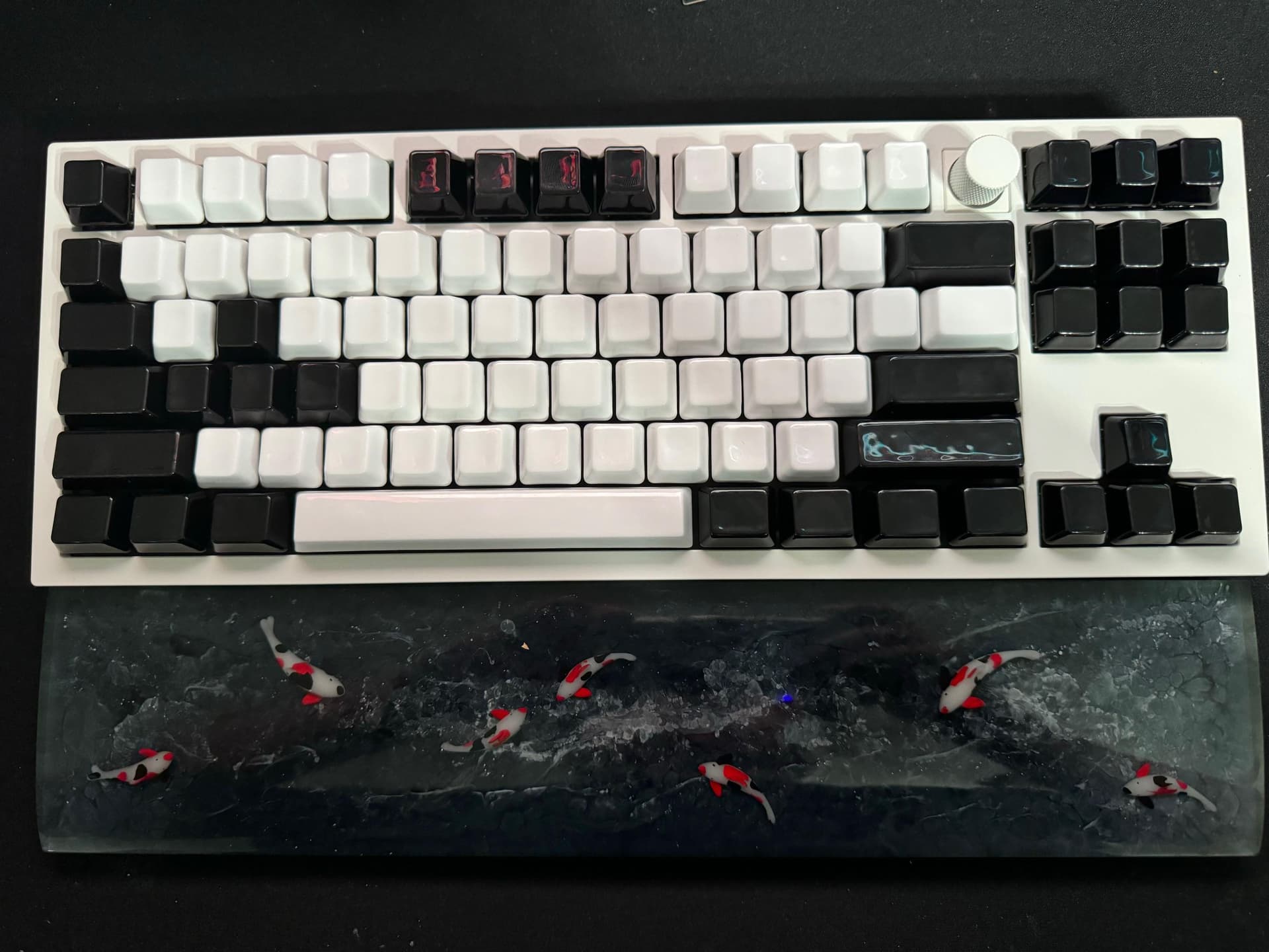 Beginner Guide to Building Your First Custom Mechanical Keyboard