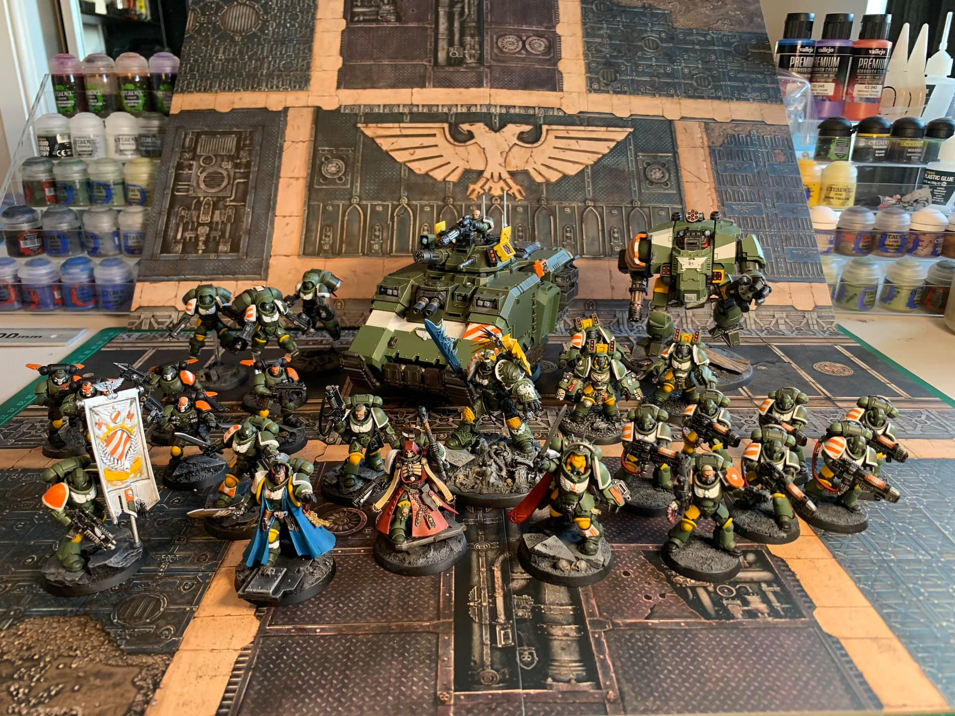 Warhammer 40k experts show how to expand Space Marines armies