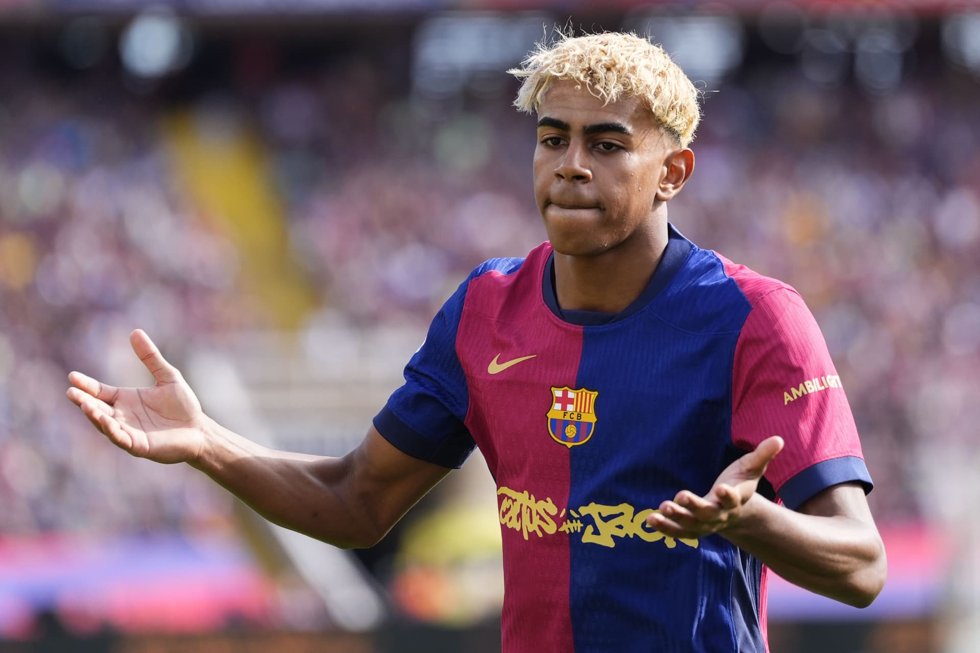 Barcelona to Keep Lamine Yamal From Spain Qualifiers Amid Injury Concerns