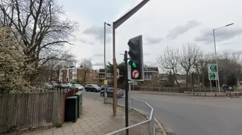 Police investigate suspected antisemitic car attack on Jewish pupils in Hendon