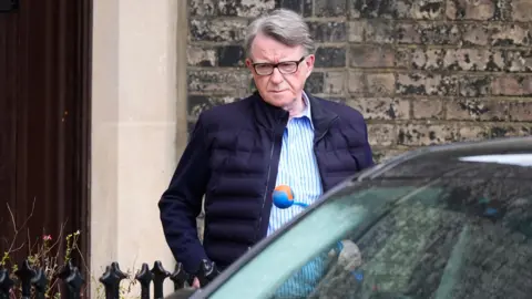 Lord Mandelson failed initial security checks before US ambassador role