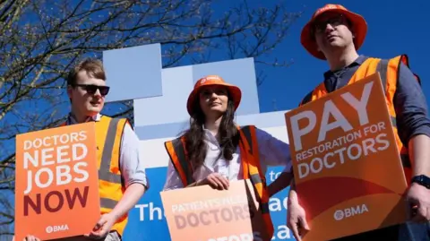 Resident doctors’ six-day strike in England ends Monday as pay row continues