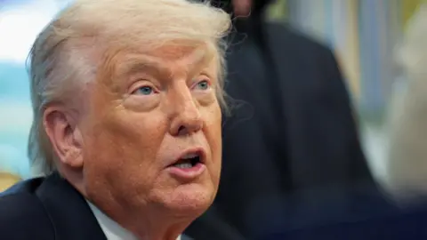 Trump gives EU July 4 deadline to scrap tariffs on U.S. goods